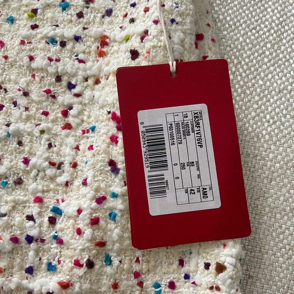 NEW WITH TAGS! VALENTINO IVORY MULTICOLOR COTTON TWEED SHORTS - Picture 10 of 13
